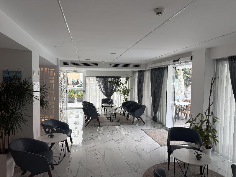 Best Western Plus Larco Hotel - Bar