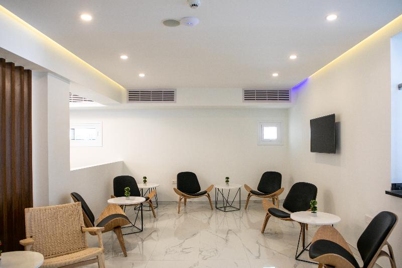 Best Western Plus Larco Hotel - Lobi