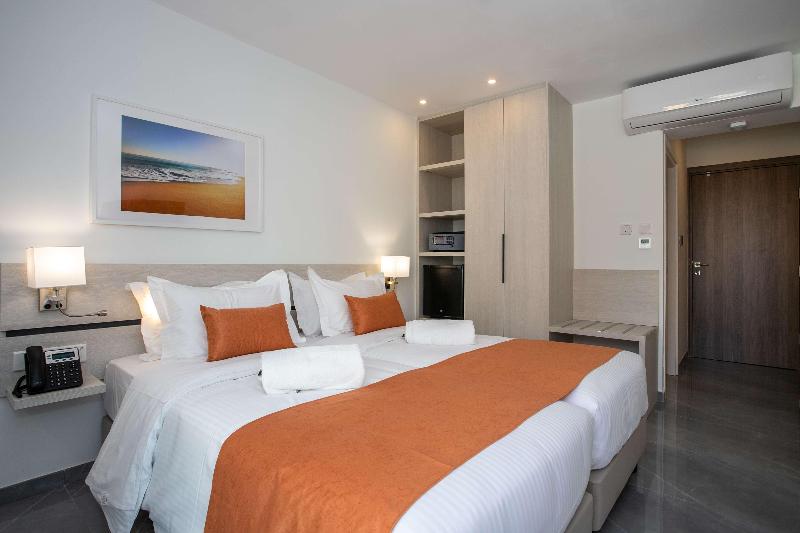 Best Western Plus Larco Hotel - Oda