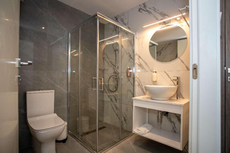 Best Western Plus Larco Hotel - Oda