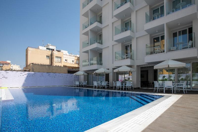 Best Western Plus Larco Hotel - Havuz
