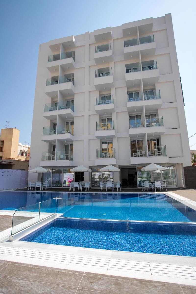 Best Western Plus Larco Hotel - Havuz
