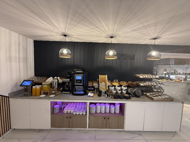 Best Western Plus Larco Hotel - Restoran
