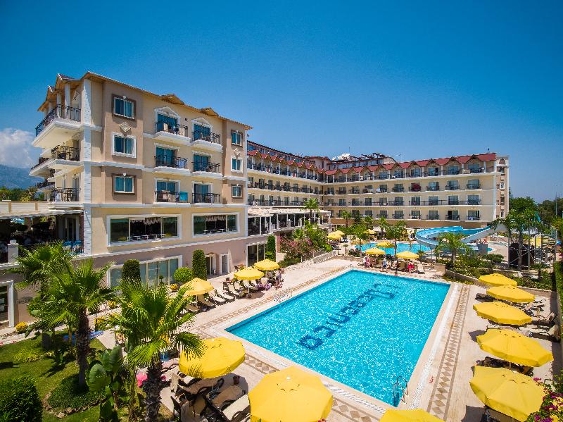 Loceanica Beach Resort - Genel