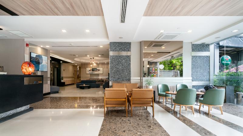 Adelphi Suites Bangkok - Lobi