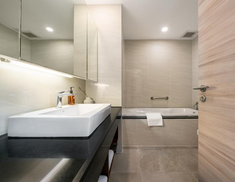 Adelphi Suites Bangkok - Oda