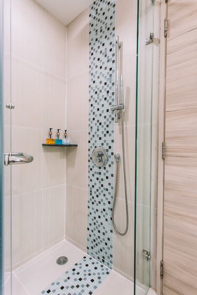 Adelphi Suites Bangkok - Oda