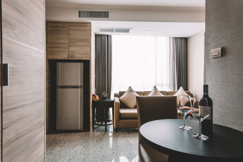 Adelphi Suites Bangkok - Oda