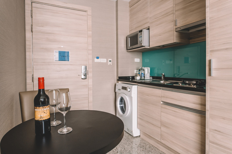 Adelphi Suites Bangkok - Oda