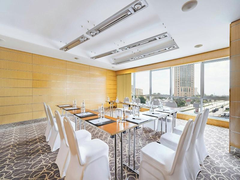 Qabila Westbay Hotel - Toplantı