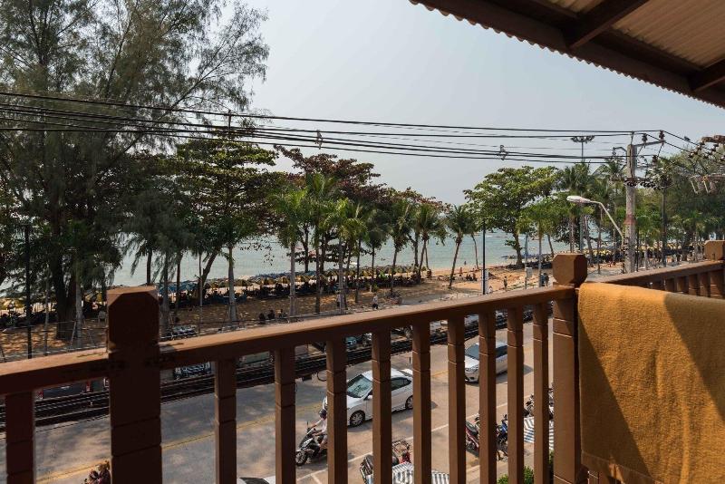 Jomtien Boathouse - Plaj