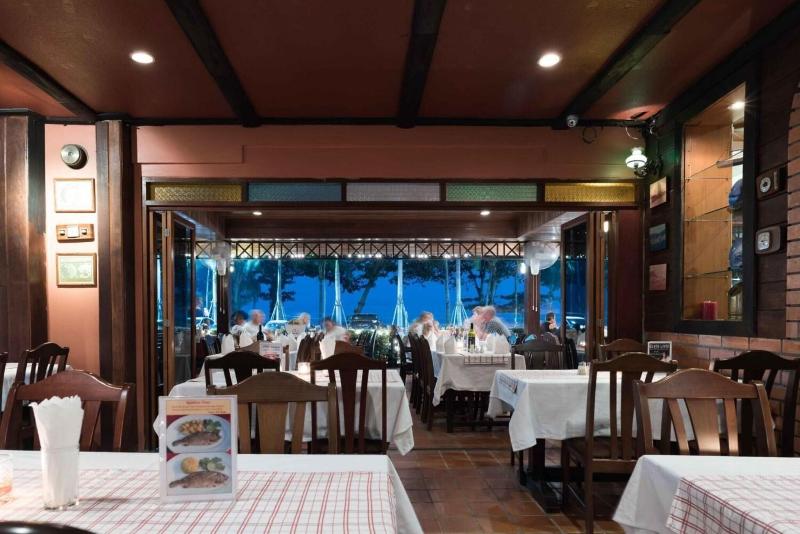 Jomtien Boathouse - Restoran