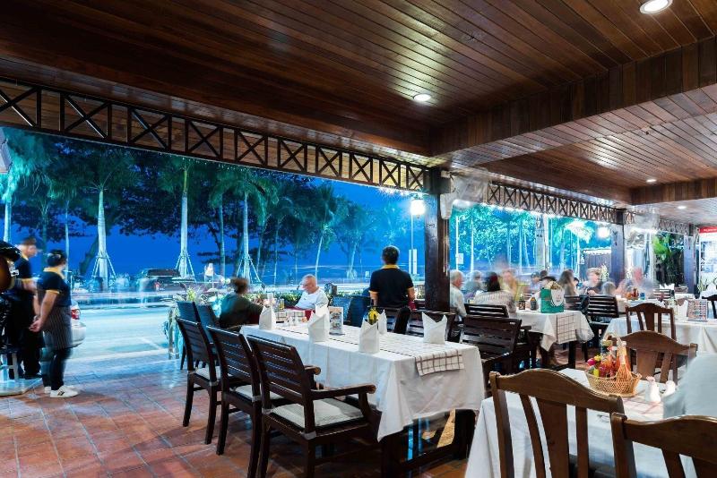 Jomtien Boathouse - Restoran