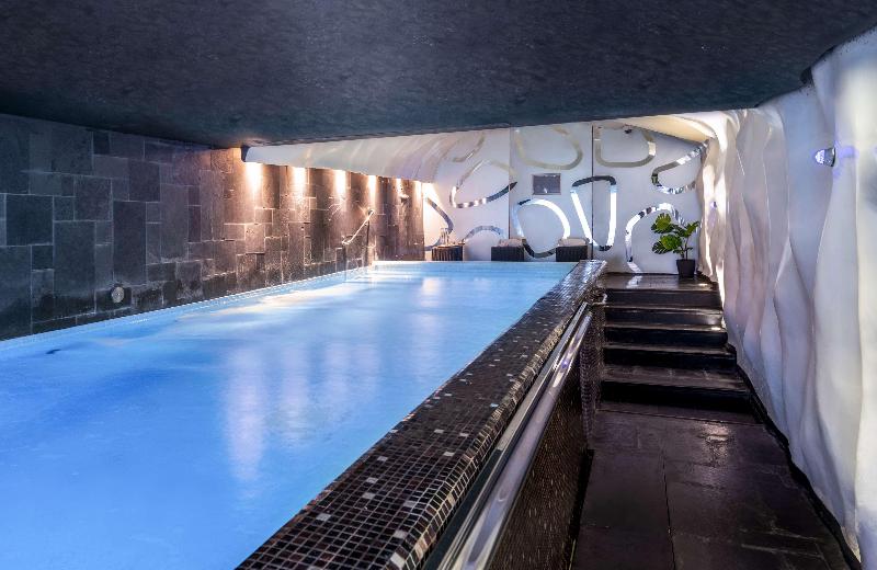 Anantara New York Palace Budapest - Havuz