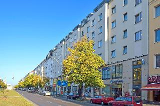B&B Hotel Berlin City-Ost otel fotoğrafı