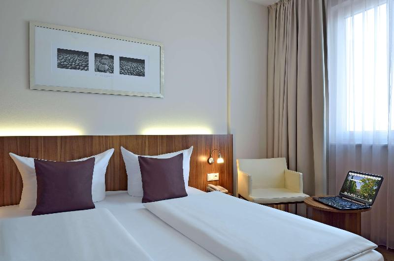 B&B Hotel Berlin City-Ost - Oda