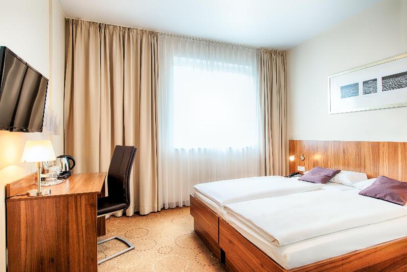 B&B Hotel Berlin City-Ost - Oda