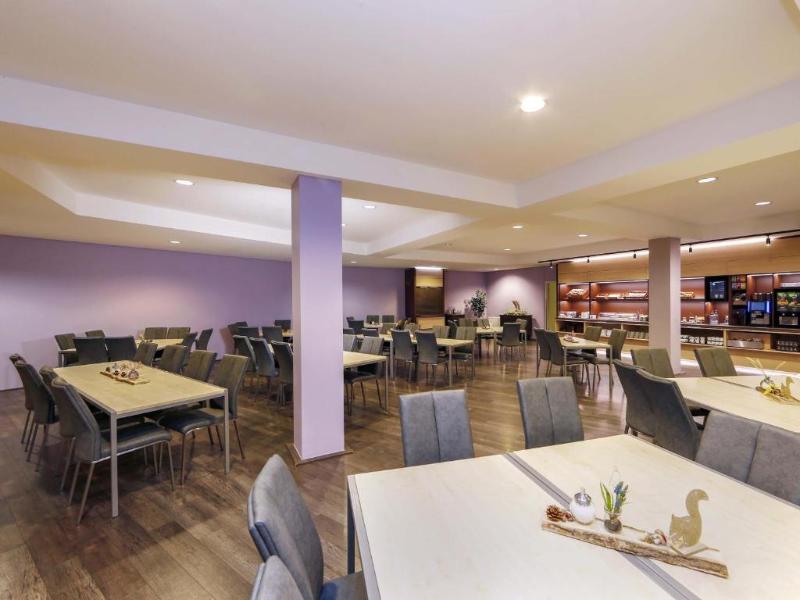 B&B Hotel Berlin City-Ost - Restoran