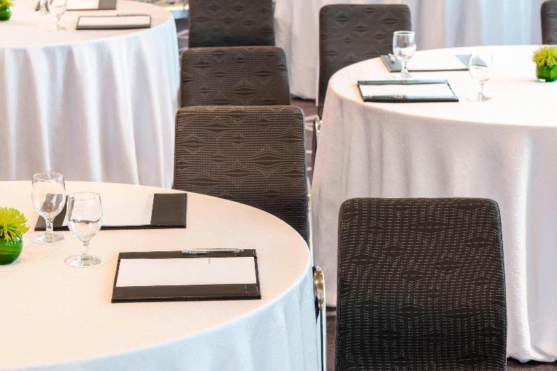 Le Royal Meridien Abu Dhabi - Toplantı