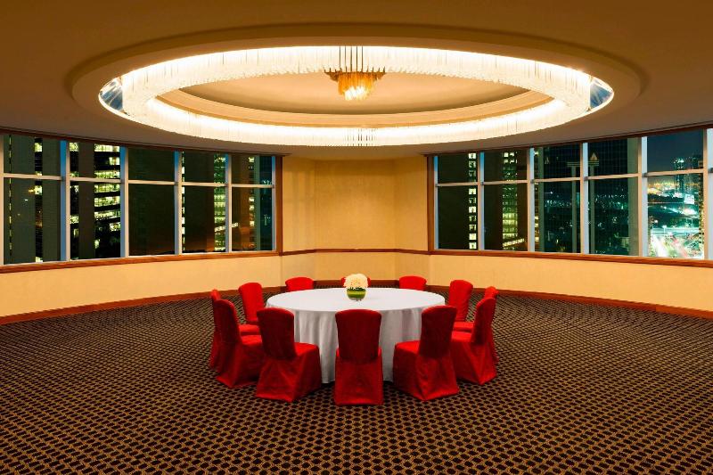 Le Royal Meridien Abu Dhabi - Toplantı