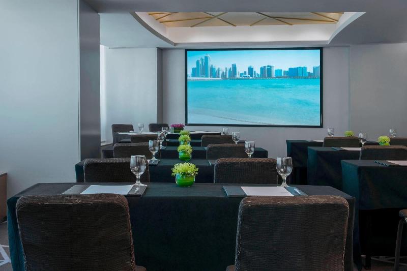 Le Royal Meridien Abu Dhabi - Toplantı