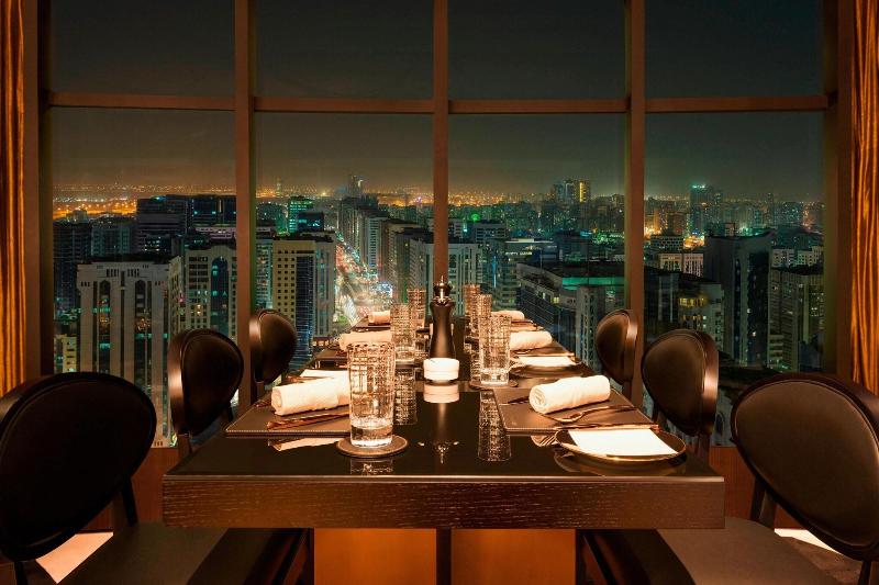 Le Royal Meridien Abu Dhabi - Restoran