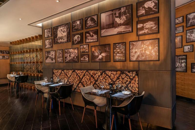 Le Royal Meridien Abu Dhabi - Restoran
