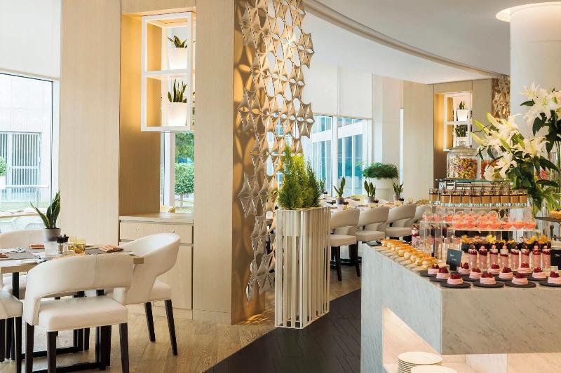 Le Royal Meridien Abu Dhabi - Restoran