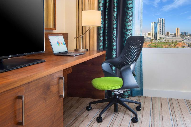 Hilton Garden Inn Ras Al Khaimah - Oda