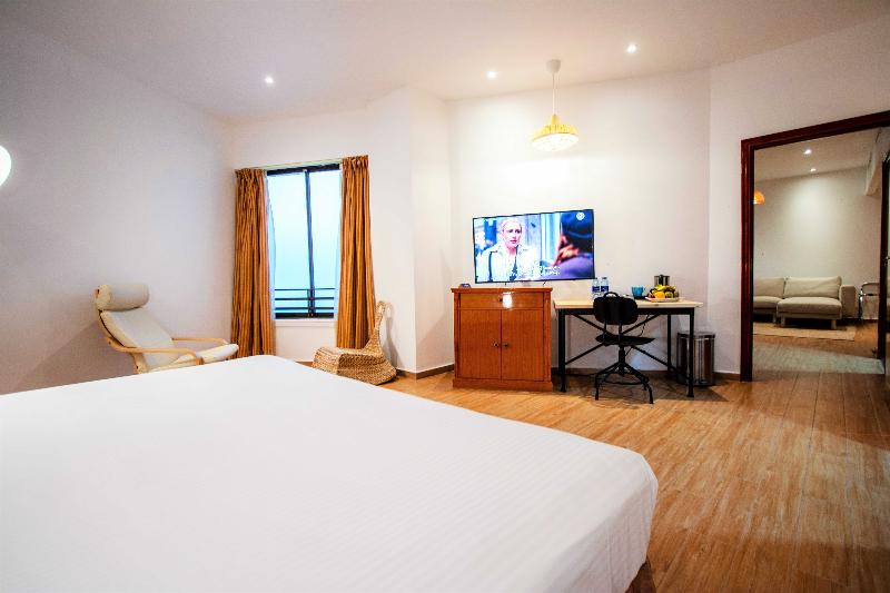 BM Beach Hotel - Oda
