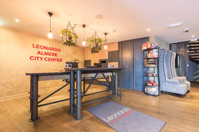 Leonardo Hotel Almere City Center - Lobi
