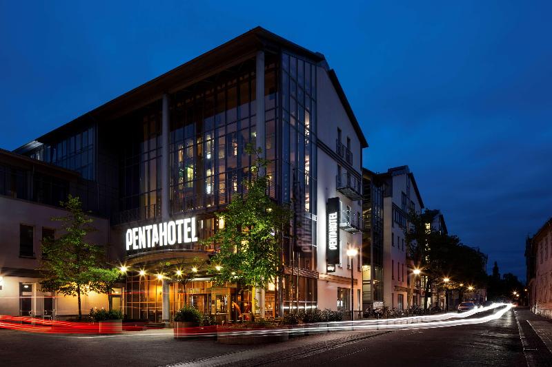 Pentahotel Rostock - Genel