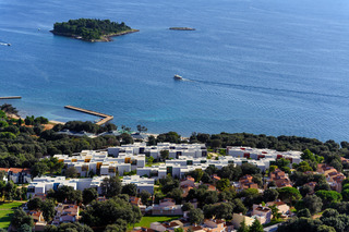 Maistra Select Amarin Resort