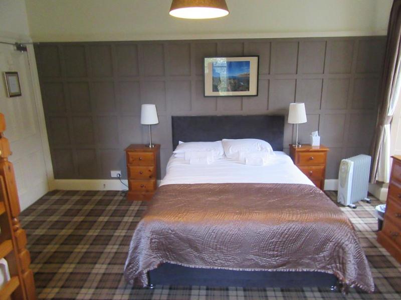Letterfinlay Lodge Hotel - Oda