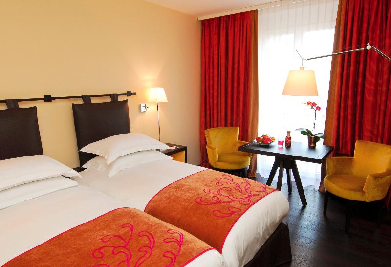 Eastwest Hotel - Oda