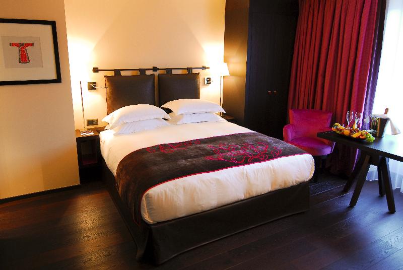 Eastwest Hotel - Oda