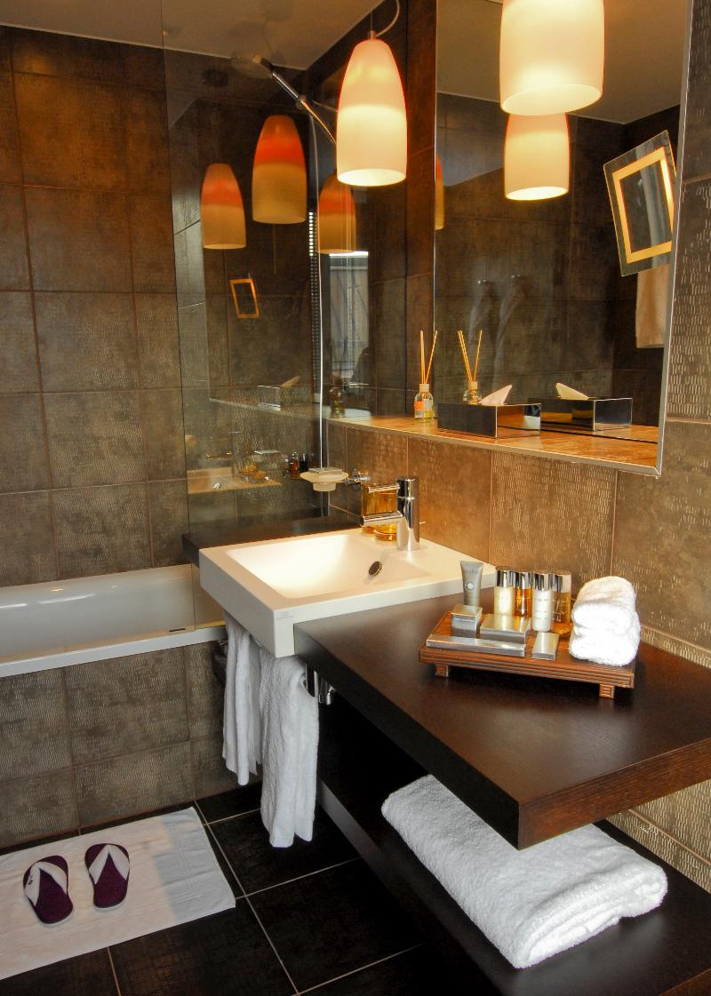 Eastwest Hotel - Oda