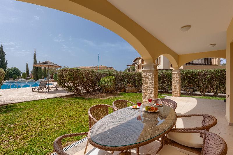 Aphrodite Hills Residences Apartments - Oda