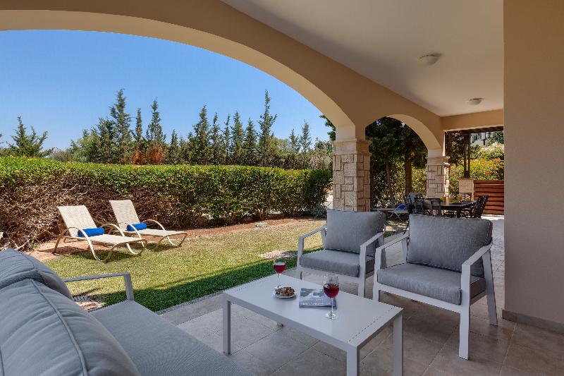 Aphrodite Hills Residences Apartments - Oda