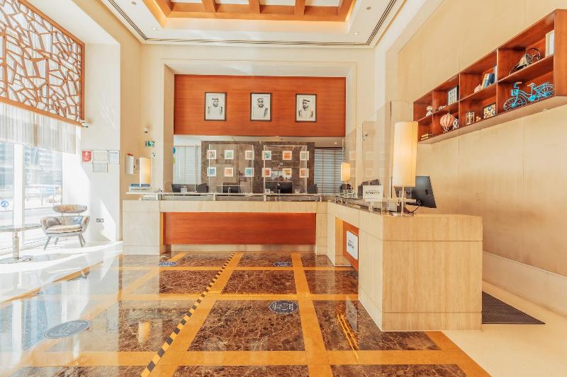 Four Points by Sheraton Sheikh Zayed Road - Lobi