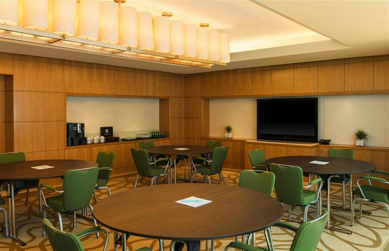 Four Points by Sheraton Sheikh Zayed Road - Genel