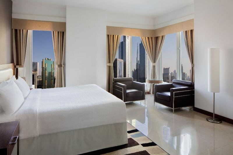 Four Points by Sheraton Sheikh Zayed Road - Oda