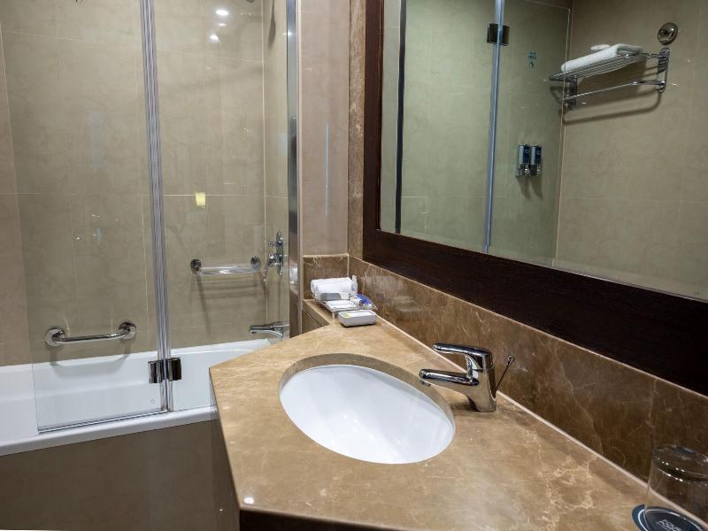 Four Points by Sheraton Sheikh Zayed Road - Oda