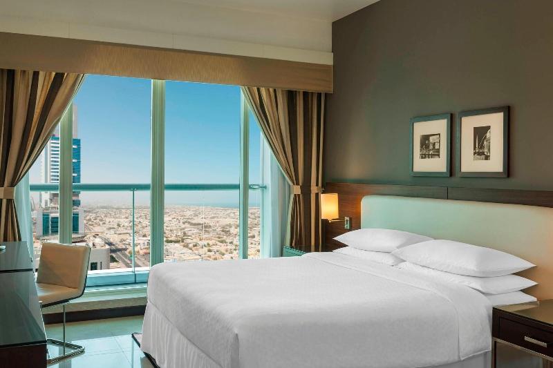 Four Points by Sheraton Sheikh Zayed Road - Oda