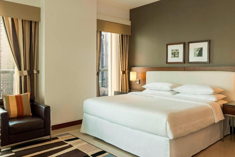 Four Points by Sheraton Sheikh Zayed Road - Oda