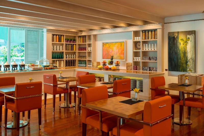 Four Points by Sheraton Sheikh Zayed Road - Restoran