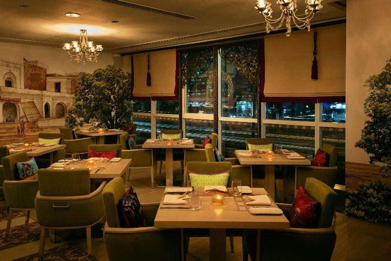 Four Points by Sheraton Sheikh Zayed Road - Restoran