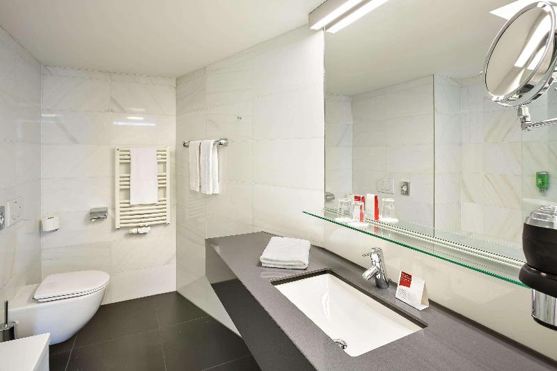 Austria Trend Hotel Congress - Oda