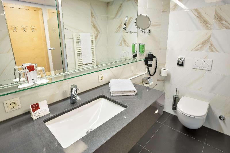 Austria Trend Hotel Congress - Oda