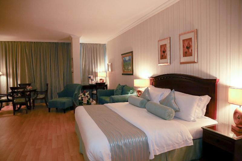 Swiss International Al Hamra Hotel - Oda